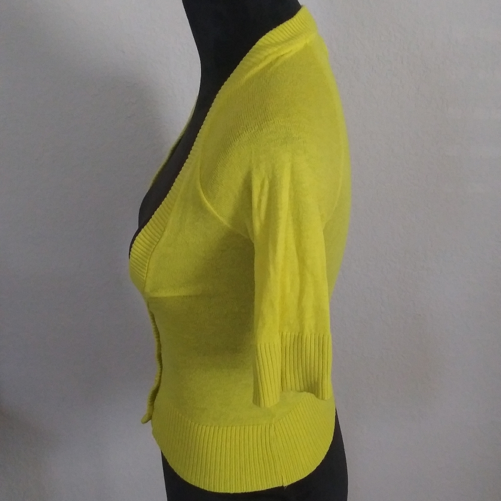 Cardigan - Picture 2 of 4